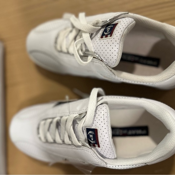 VTG New in the box. White/ Chrome Phat Farm Hampton 04 Sneakers. Women’s Sz: 7.5 - Picture 6 of 9